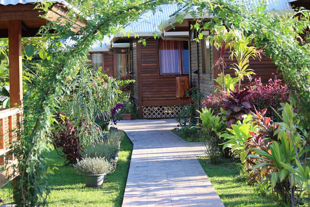 Fare Vai Nui Hotel Tevaitoa Exterior foto